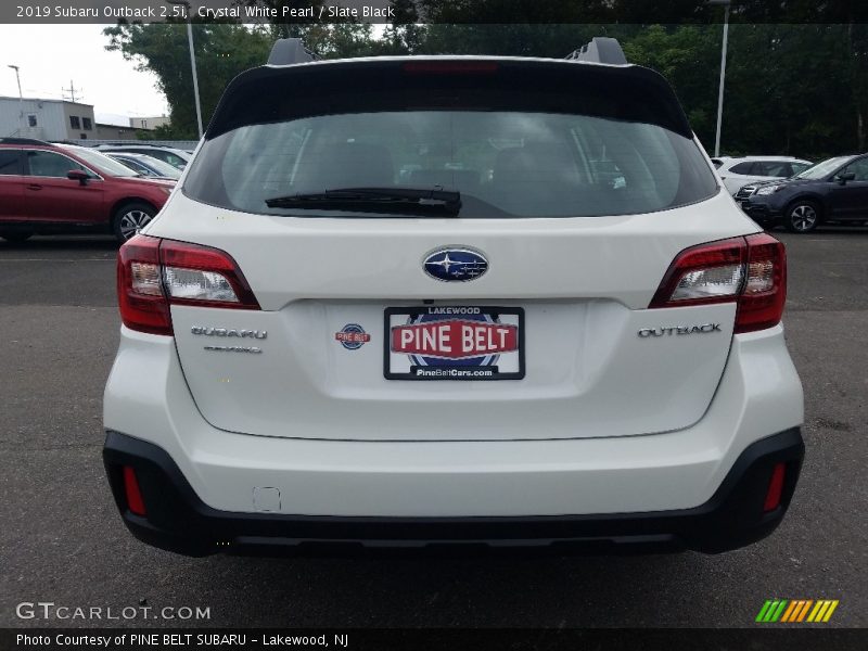 Crystal White Pearl / Slate Black 2019 Subaru Outback 2.5i