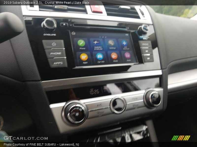Crystal White Pearl / Slate Black 2019 Subaru Outback 2.5i