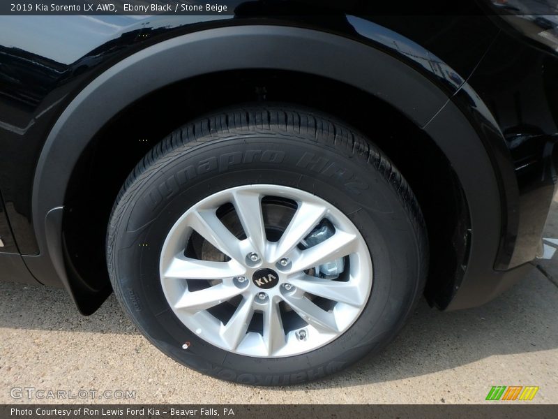 Ebony Black / Stone Beige 2019 Kia Sorento LX AWD