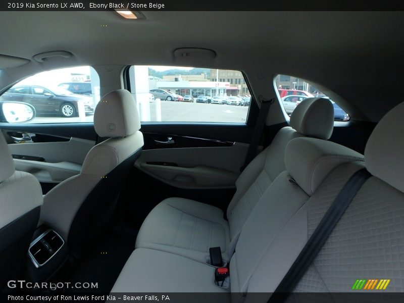 Ebony Black / Stone Beige 2019 Kia Sorento LX AWD