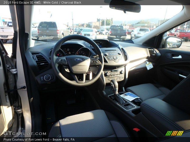 White Gold / Charcoal Black 2018 Ford Escape SE 4WD