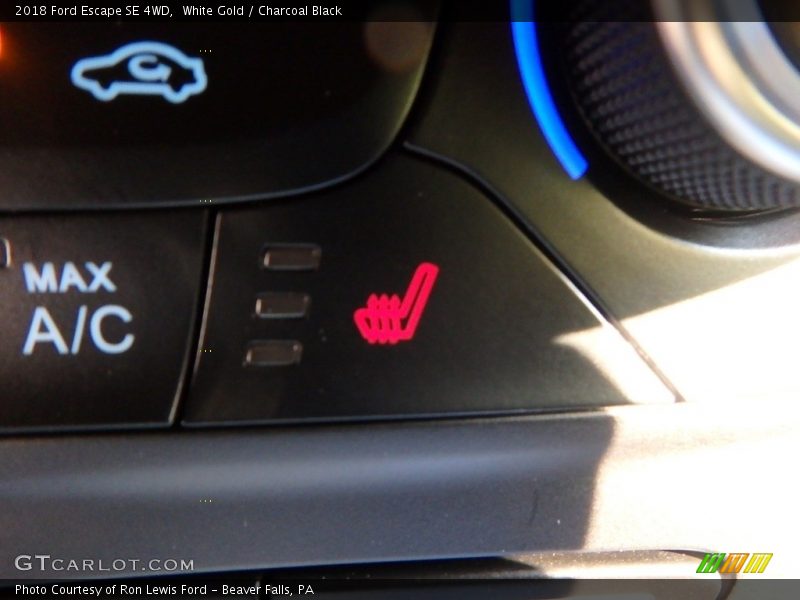 White Gold / Charcoal Black 2018 Ford Escape SE 4WD