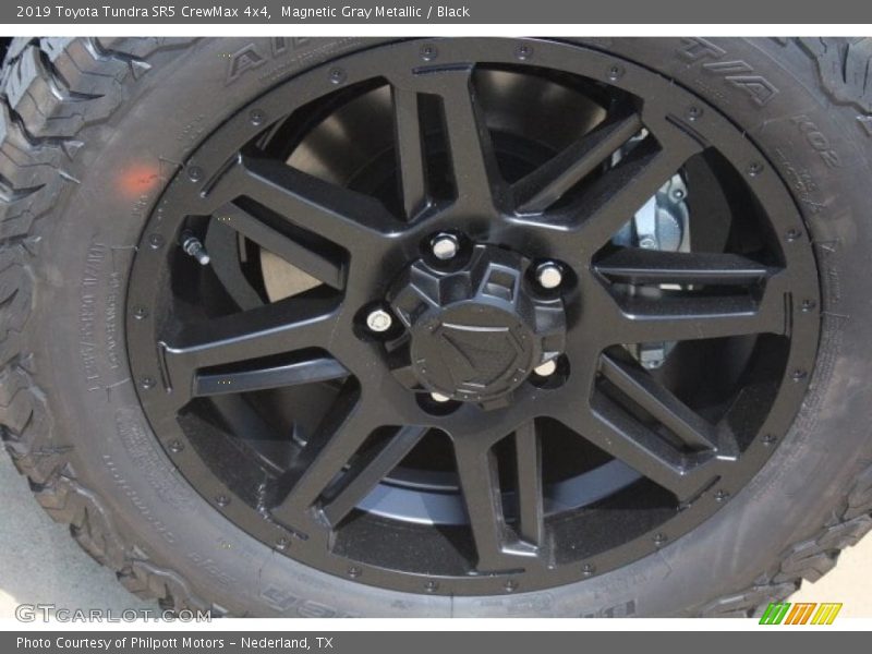 Magnetic Gray Metallic / Black 2019 Toyota Tundra SR5 CrewMax 4x4