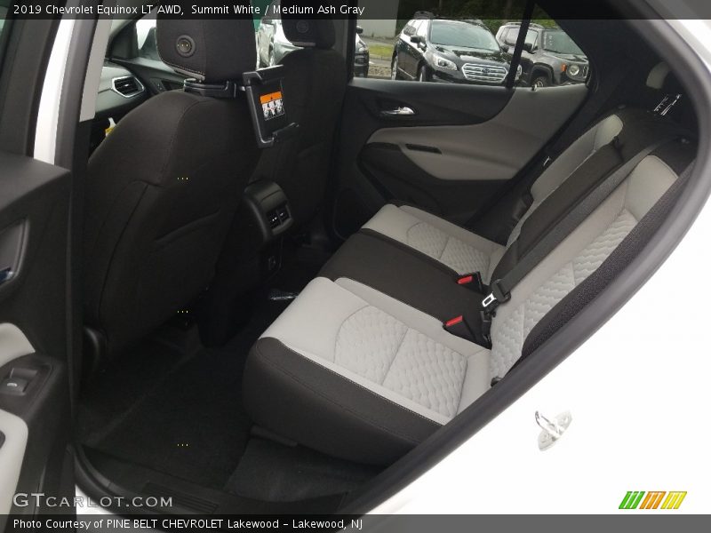 Summit White / Medium Ash Gray 2019 Chevrolet Equinox LT AWD