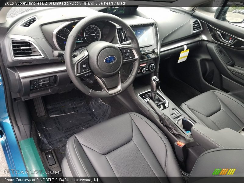  2019 Impreza 2.0i Limited 5-Door Black Interior
