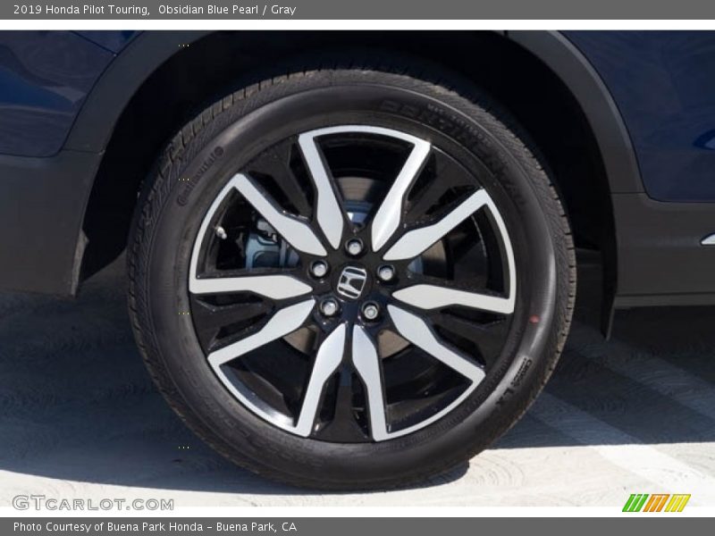 Obsidian Blue Pearl / Gray 2019 Honda Pilot Touring