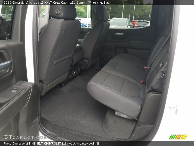 Summit White / Jet Black 2019 Chevrolet Silverado 1500 LT Crew Cab 4WD