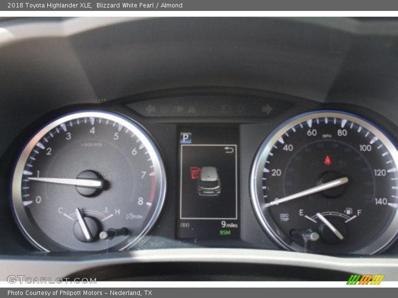 Blizzard White Pearl / Almond 2018 Toyota Highlander XLE