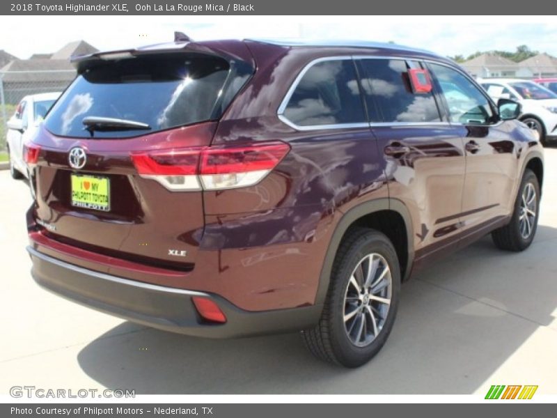 Ooh La La Rouge Mica / Black 2018 Toyota Highlander XLE