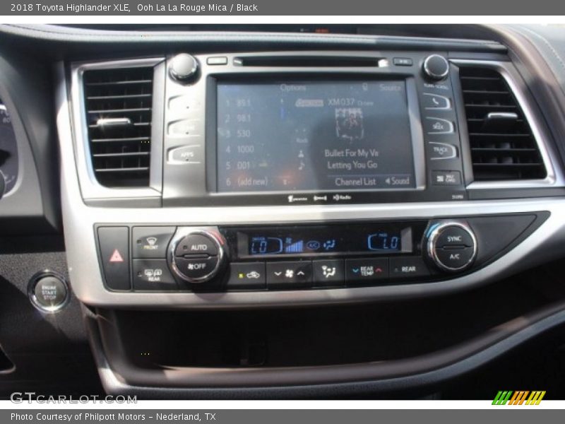 Ooh La La Rouge Mica / Black 2018 Toyota Highlander XLE