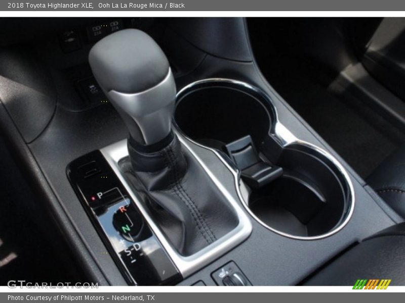 Ooh La La Rouge Mica / Black 2018 Toyota Highlander XLE