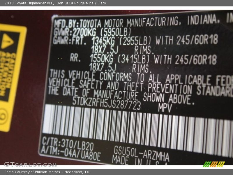 Ooh La La Rouge Mica / Black 2018 Toyota Highlander XLE