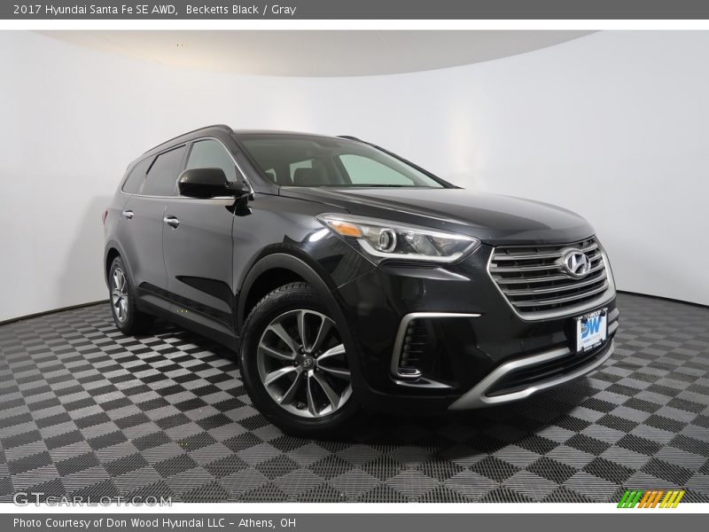 Becketts Black / Gray 2017 Hyundai Santa Fe SE AWD