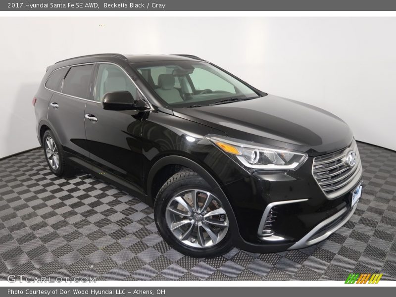 Becketts Black / Gray 2017 Hyundai Santa Fe SE AWD