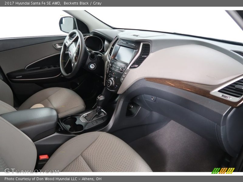 Becketts Black / Gray 2017 Hyundai Santa Fe SE AWD