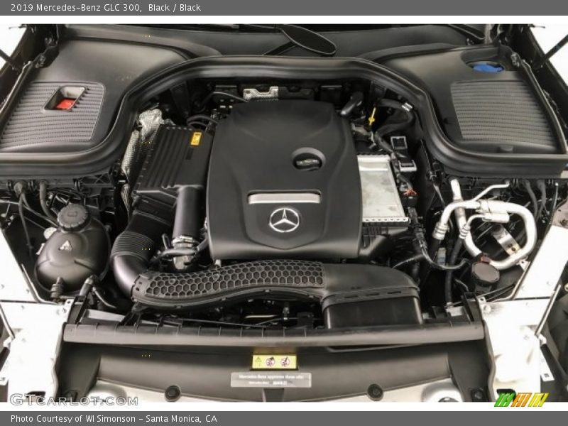 Black / Black 2019 Mercedes-Benz GLC 300