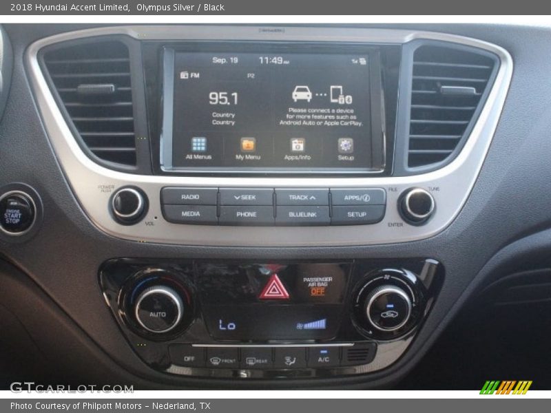 Olympus Silver / Black 2018 Hyundai Accent Limited