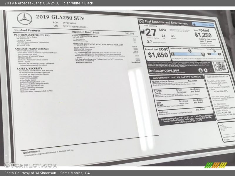 Polar White / Black 2019 Mercedes-Benz GLA 250