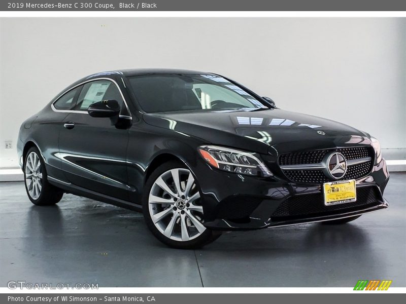 Front 3/4 View of 2019 C 300 Coupe