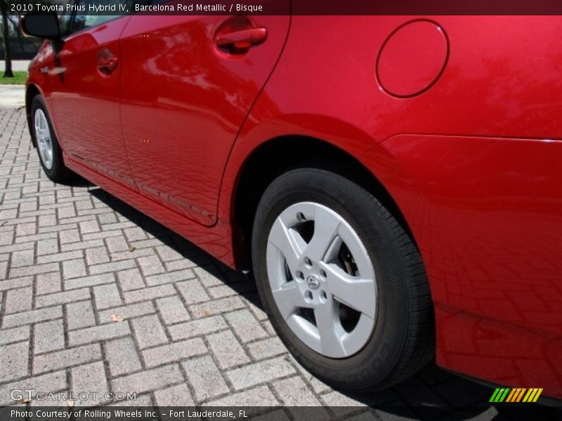 Barcelona Red Metallic / Bisque 2010 Toyota Prius Hybrid IV