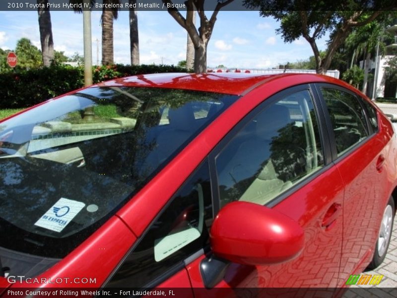 Barcelona Red Metallic / Bisque 2010 Toyota Prius Hybrid IV