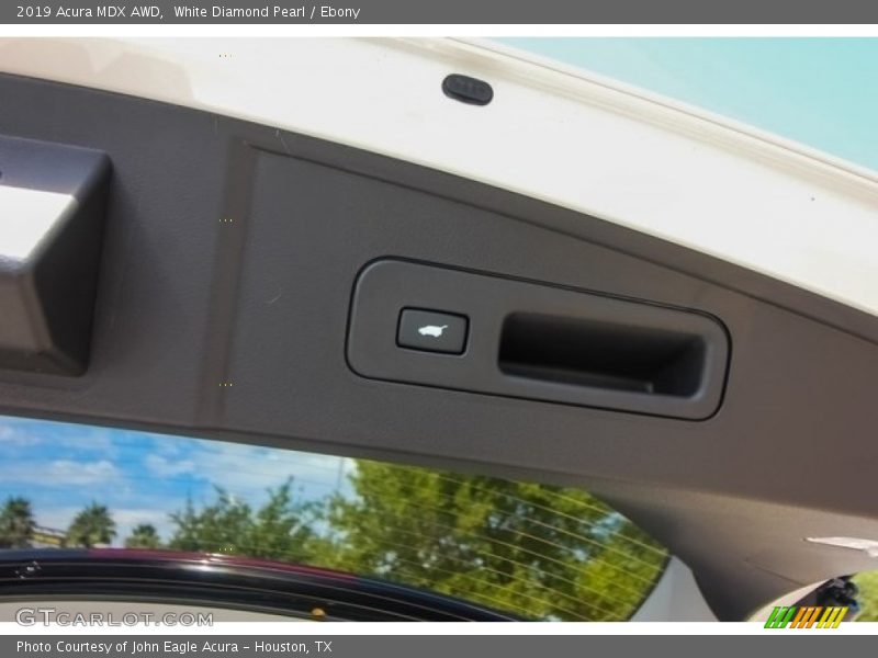White Diamond Pearl / Ebony 2019 Acura MDX AWD