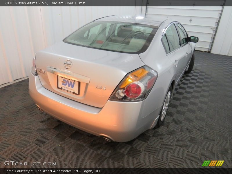 Radiant Silver / Frost 2010 Nissan Altima 2.5 S