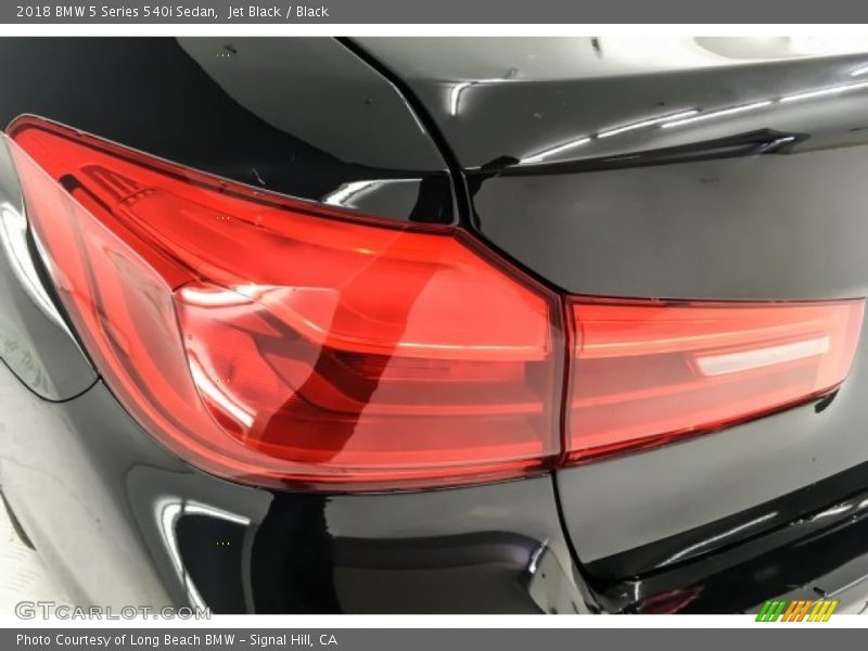 Jet Black / Black 2018 BMW 5 Series 540i Sedan