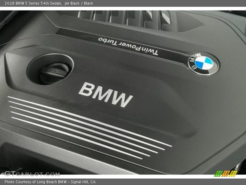 Jet Black / Black 2018 BMW 5 Series 540i Sedan