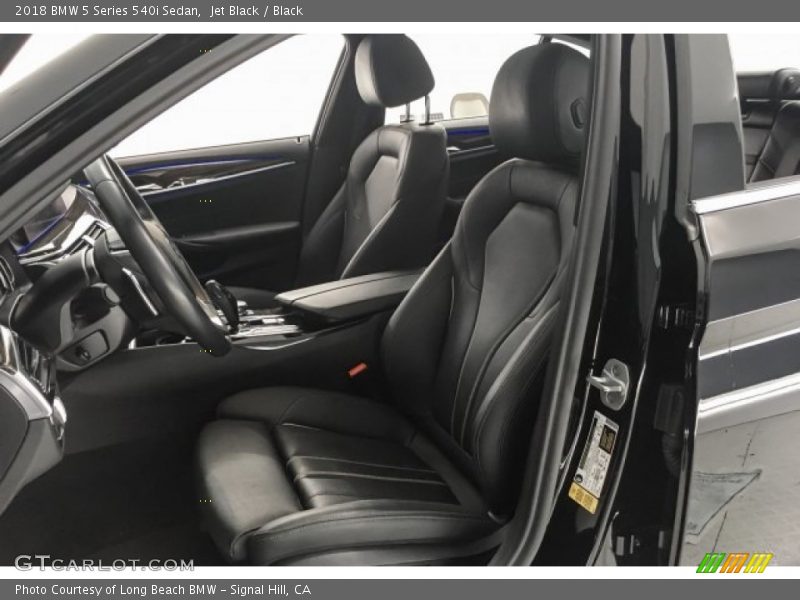 Jet Black / Black 2018 BMW 5 Series 540i Sedan
