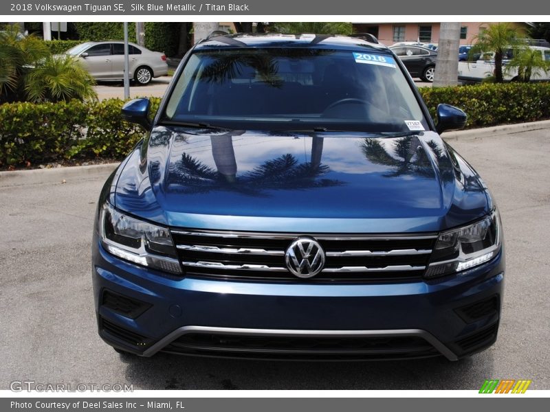 Silk Blue Metallic / Titan Black 2018 Volkswagen Tiguan SE