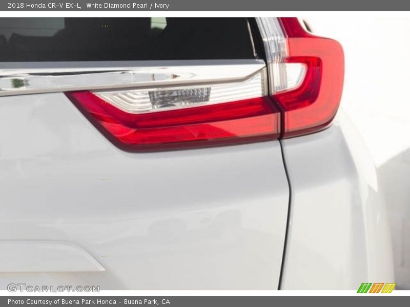 White Diamond Pearl / Ivory 2018 Honda CR-V EX-L