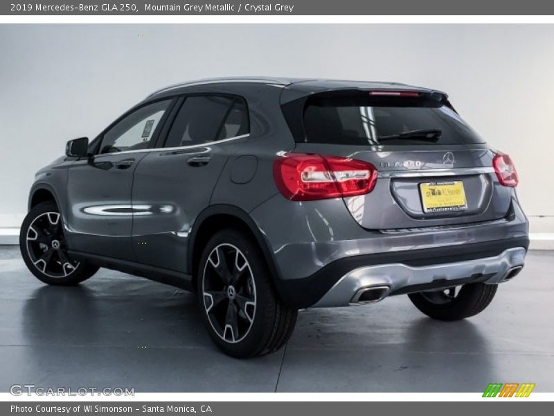 Mountain Grey Metallic / Crystal Grey 2019 Mercedes-Benz GLA 250