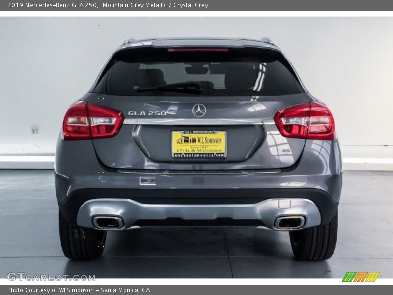 Mountain Grey Metallic / Crystal Grey 2019 Mercedes-Benz GLA 250