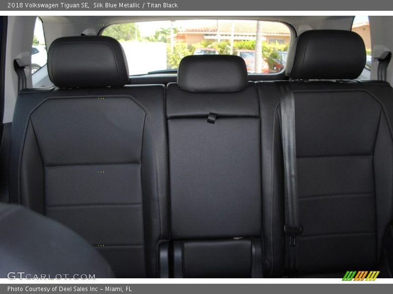 Silk Blue Metallic / Titan Black 2018 Volkswagen Tiguan SE