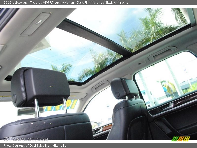 Dark Flint Metallic / Black Anthracite 2012 Volkswagen Touareg VR6 FSI Lux 4XMotion