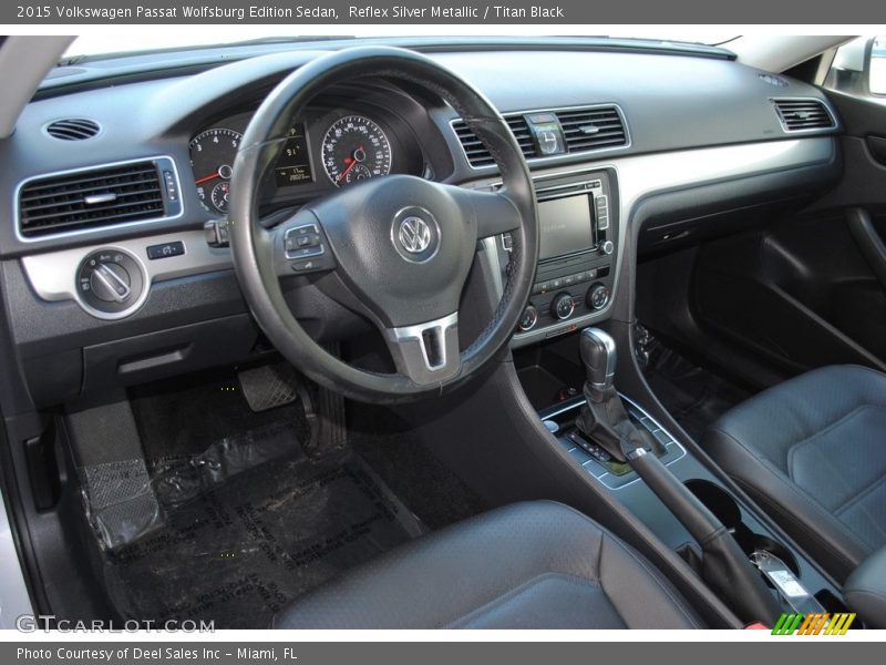 Reflex Silver Metallic / Titan Black 2015 Volkswagen Passat Wolfsburg Edition Sedan
