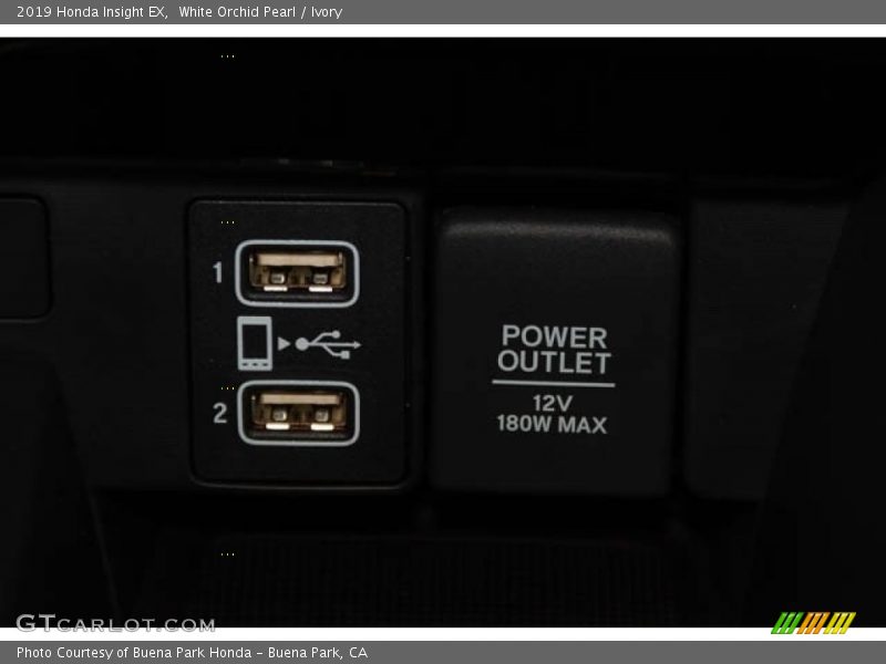White Orchid Pearl / Ivory 2019 Honda Insight EX