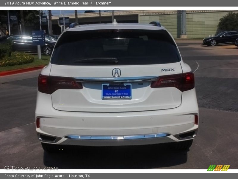 White Diamond Pearl / Parchment 2019 Acura MDX Advance