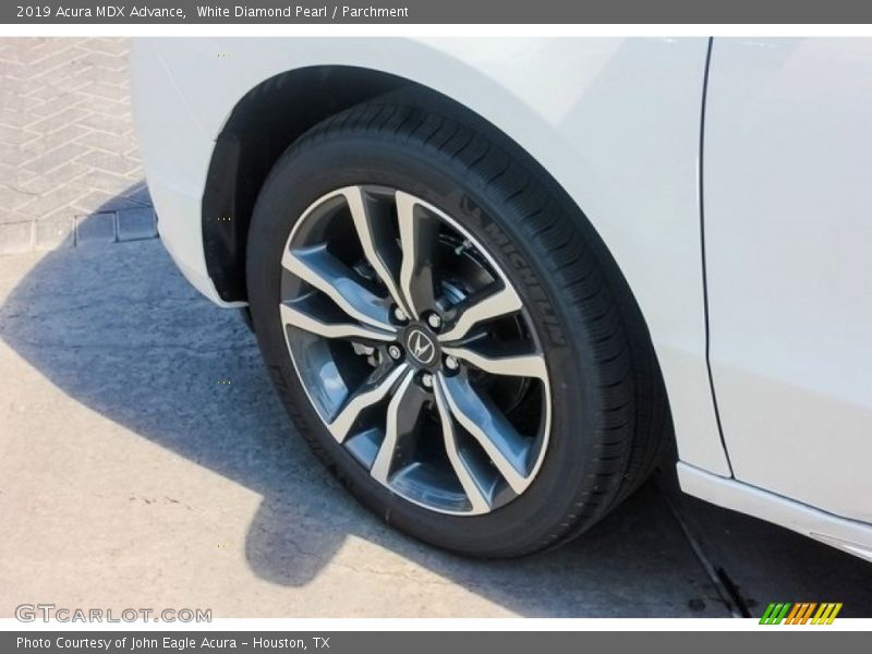 White Diamond Pearl / Parchment 2019 Acura MDX Advance