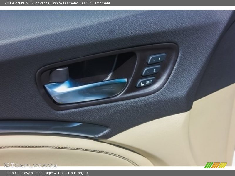White Diamond Pearl / Parchment 2019 Acura MDX Advance
