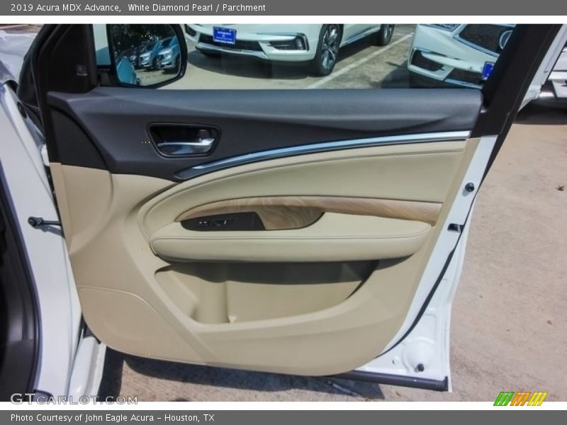 White Diamond Pearl / Parchment 2019 Acura MDX Advance