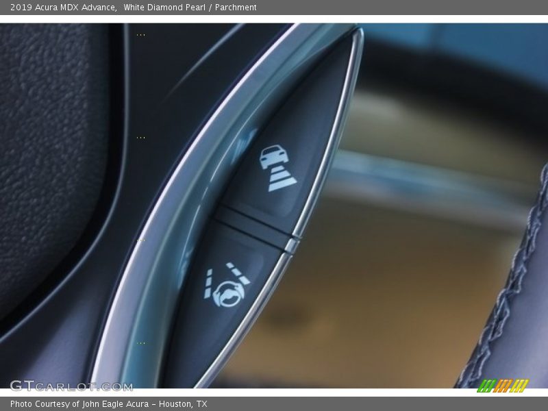 White Diamond Pearl / Parchment 2019 Acura MDX Advance