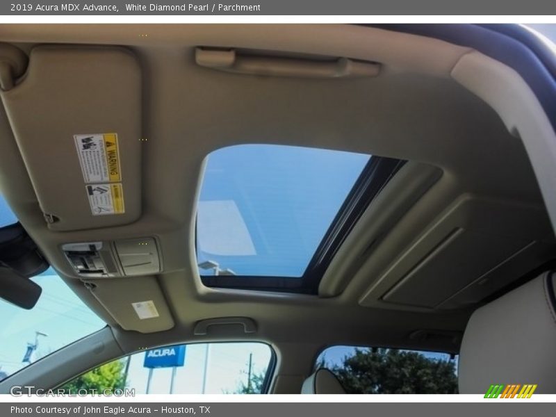 White Diamond Pearl / Parchment 2019 Acura MDX Advance