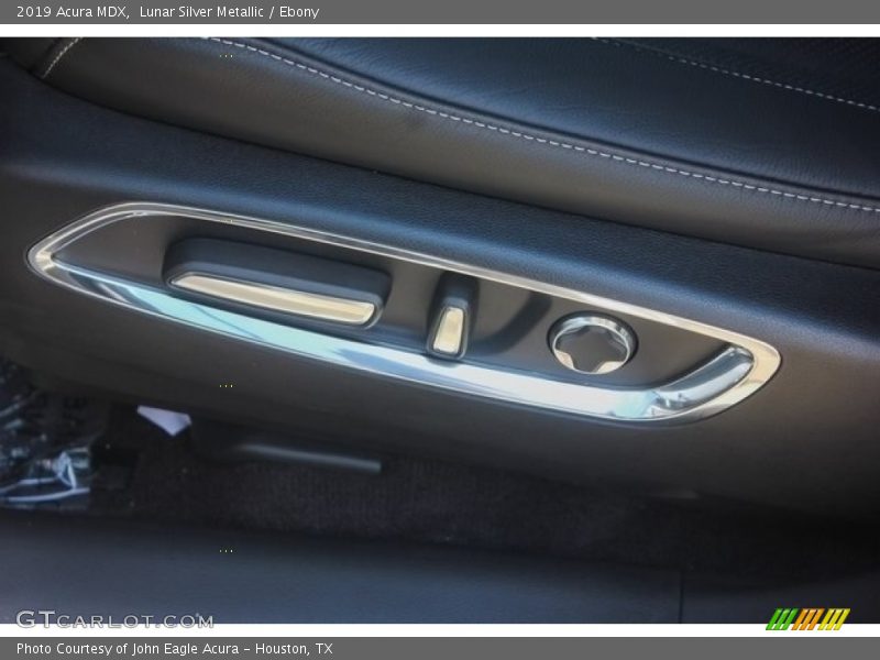Lunar Silver Metallic / Ebony 2019 Acura MDX