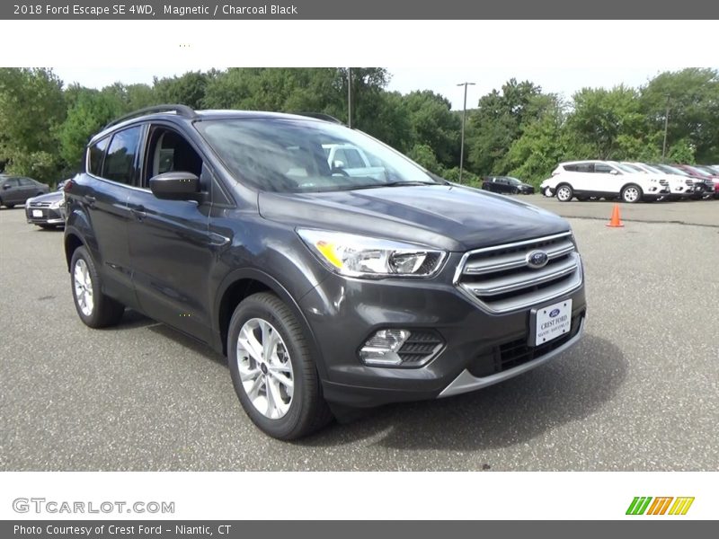 Magnetic / Charcoal Black 2018 Ford Escape SE 4WD