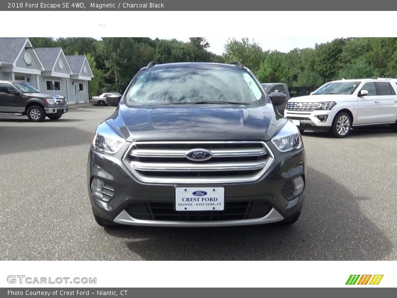 Magnetic / Charcoal Black 2018 Ford Escape SE 4WD