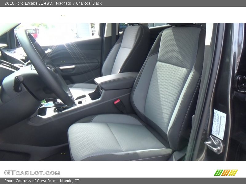 Magnetic / Charcoal Black 2018 Ford Escape SE 4WD