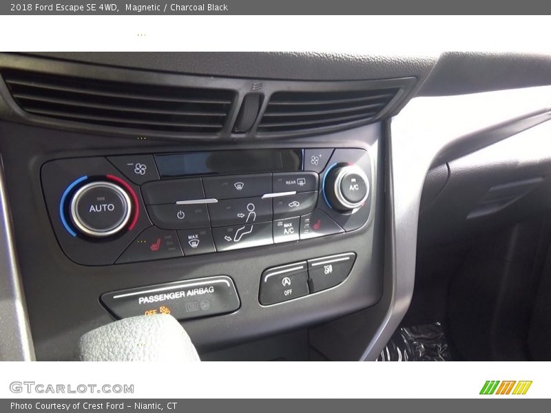 Magnetic / Charcoal Black 2018 Ford Escape SE 4WD