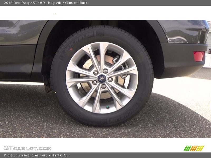 Magnetic / Charcoal Black 2018 Ford Escape SE 4WD